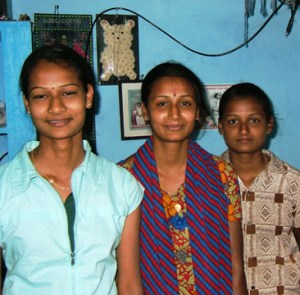Vijayalakshmi (left) studied engineering and now works in Chennai. Her sister Vijayakumari (right) qualified as a nurse and works in a hospital in Chennai. Both girls were the inspiration for the fund.